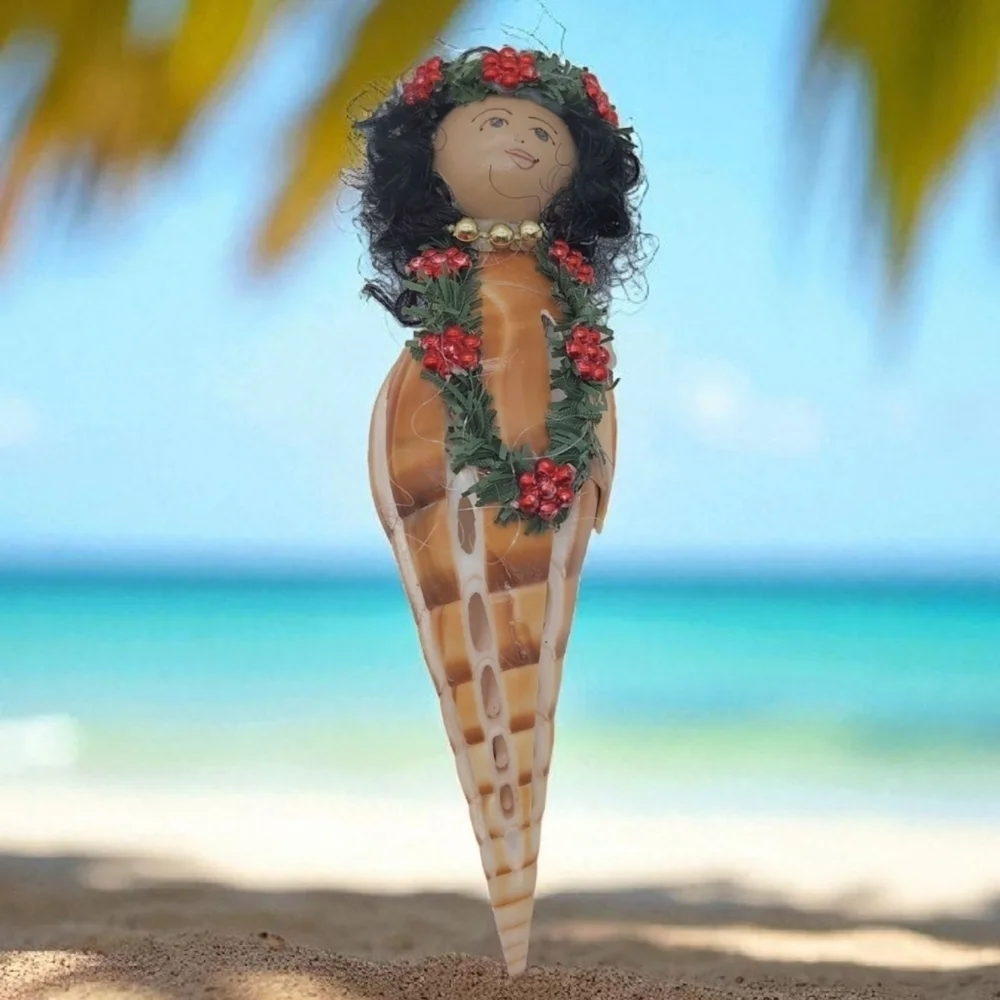Hawaiian Carved Shell Hula Girl  Ornament Oxymeris Maculata